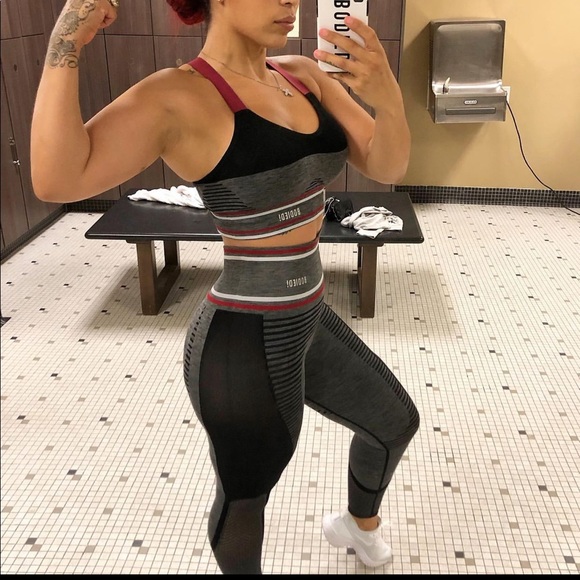 New Bodied Athletics Jazzy J / Lee Crop Zip Set - Picture 4 of 6